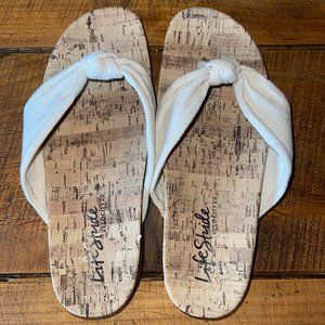 Women's‎ LifeStride Velocity 2.0 "Happy" Thong Slide Sandals Cream